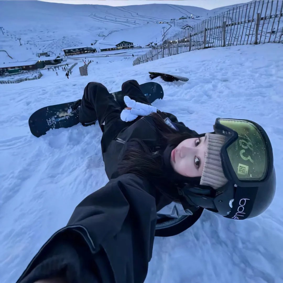 轻拍翻转小魔女